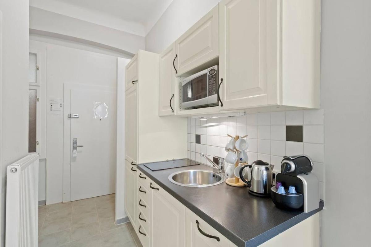Neben Augarten I 5 Min To Metro I 10 Min To Apartment *